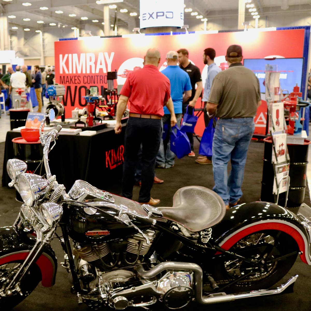 Lone-Star-Decorating-Booth-Decor-3-1200px