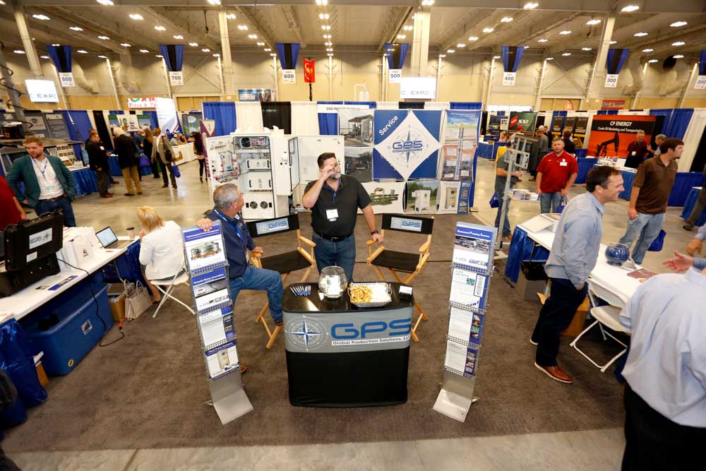 Booth Decorating-1-1000px