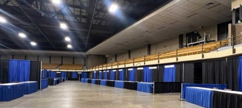 Booth Decorating-28-1000px