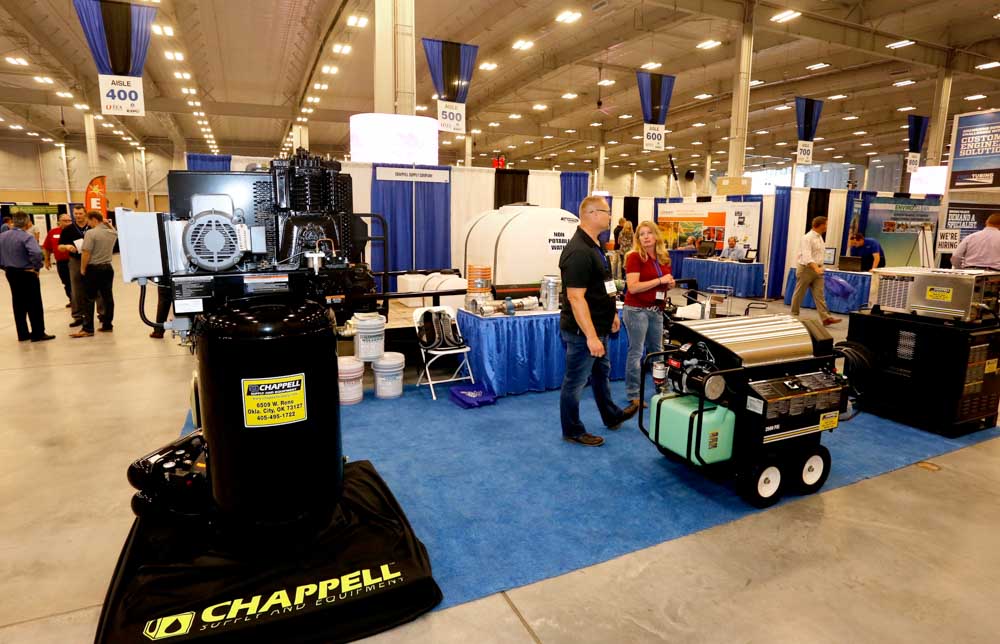 Booth Decorating-3-1000px