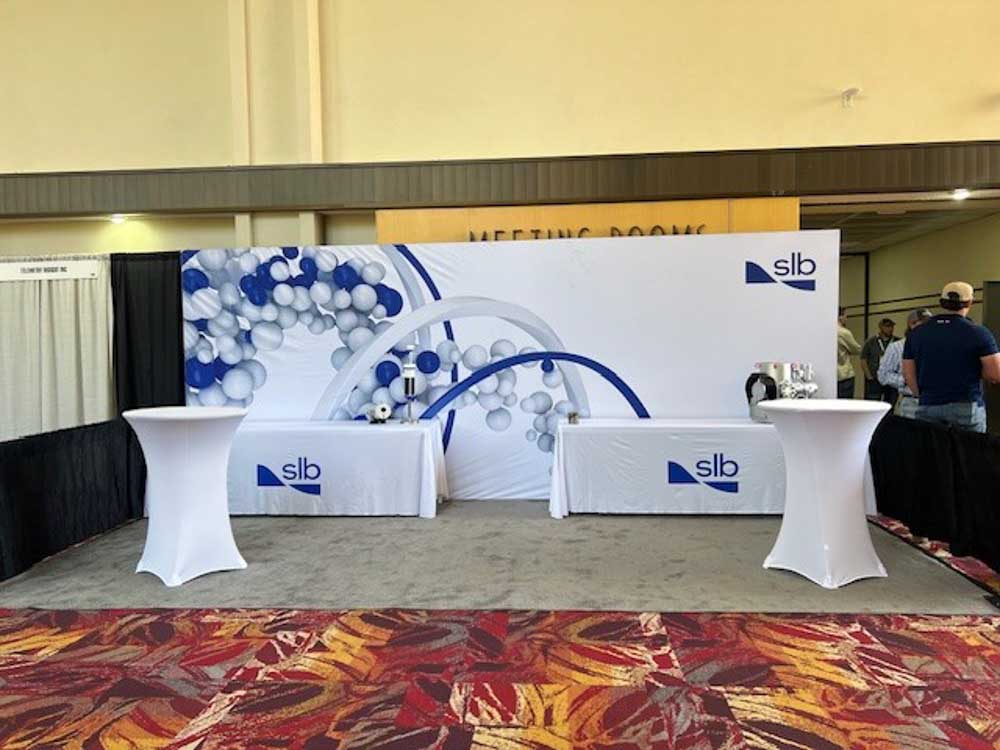 Booth Decorating-43-1000px